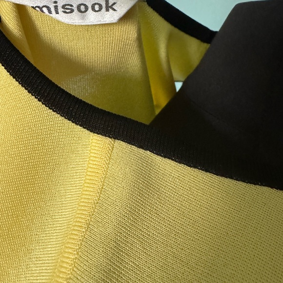 Misook yellow tank top. - Picture 5 of 5